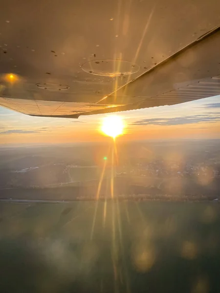 Bela Vista Aérea Campo Durante Pôr Sol Partir Uma Janela — Fotografia de Stock