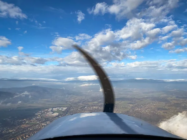 Bela Vista Aérea Campo Durante Pôr Sol Partir Uma Janela — Fotografia de Stock