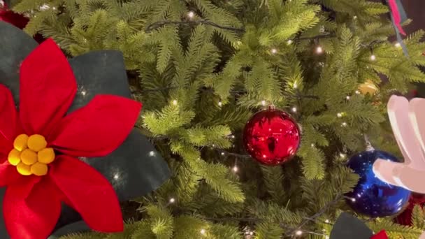 Decoraciones Del Árbol Navidad Cerrado — Vídeos de Stock