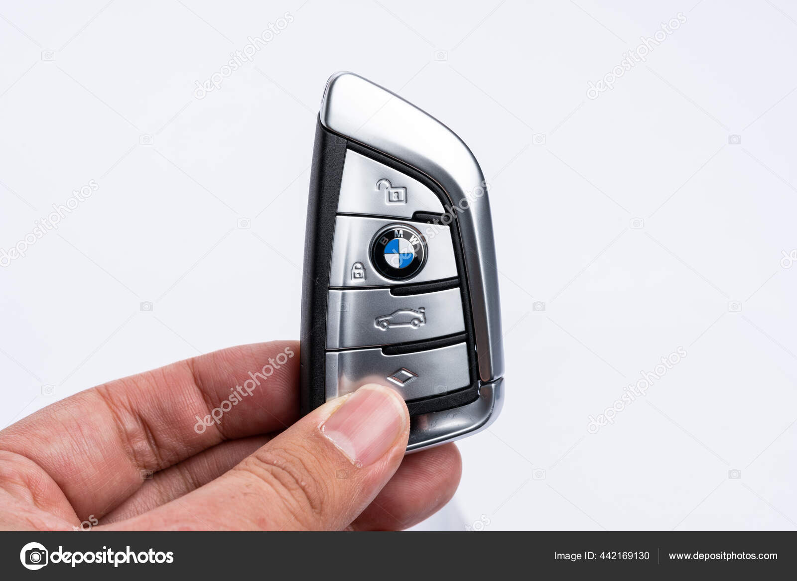 Bmw Car Key Keyless Start White Background – Stock Editorial Photo ©  fadhli.adnan19@gmail.com #442169130
