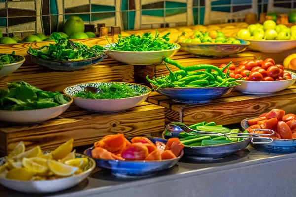 Assorted Vegetables and fruits buffet catering in hotel breakfast — Stock Photo, Image