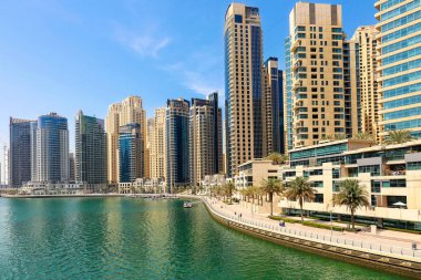Dubai Marina, gezinti güvertesi. Birleşik Arap Emirlikleri Dubai Mart 2019