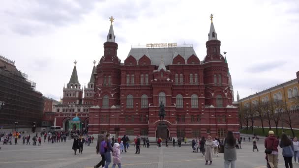 国立歴史博物館 元帥G Zhukov Manezhnaya広場への記念碑 ロシアモスクワ2021年5月 — ストック動画
