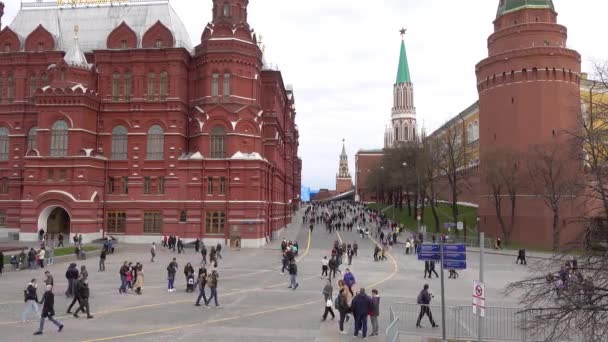 莫斯科克里姆林宫通道出口到红场2021年5月 — 图库视频影像