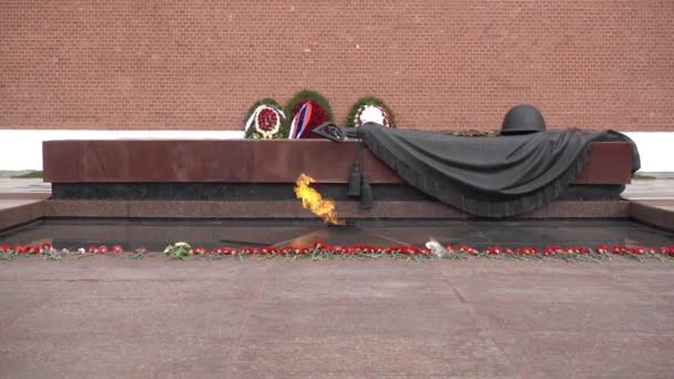 Eternal Flame Moscow Kremlin Alexander Garden Tumba Del Soldado Desconocido — Vídeos de Stock