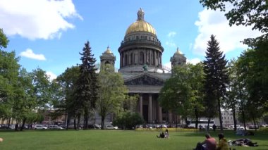 St. Isaac Katedrali, Alexander Bahçesi. Rusya, Saint Petersburg Haziran 2021