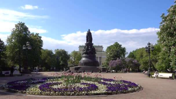 Monumento Caterina Nel Giardino Caterina Russia San Pietroburgo Giugno 2021 — Video Stock