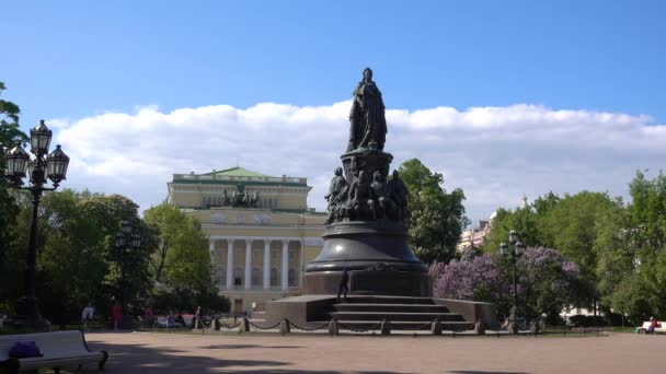 Monumento Caterina Nel Giardino Caterina Russia San Pietroburgo Giugno 2021 — Video Stock