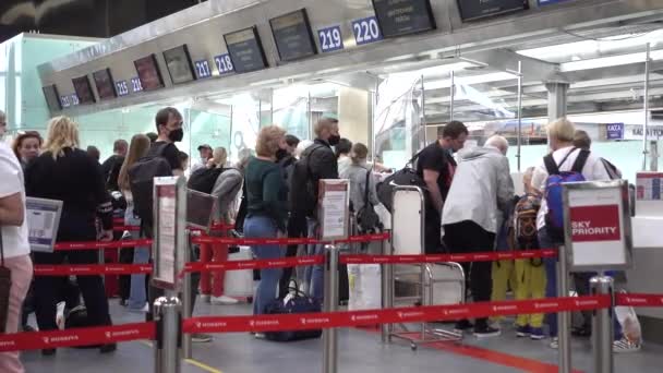 Comptoirs Enregistrement Des Passagers Aéroport Pulkovo Russie Saint Pétersbourg Juin — Video