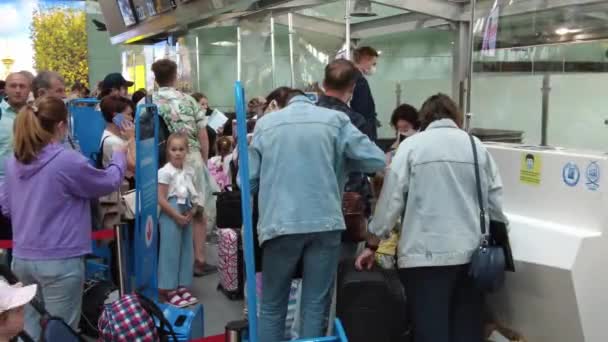 Μετρητές Εισιτηρίων Επιβατών Στο Αεροδρόμιο Pulkovo Ρωσία Αγία Πετρούπολη Ιούνιος — Αρχείο Βίντεο
