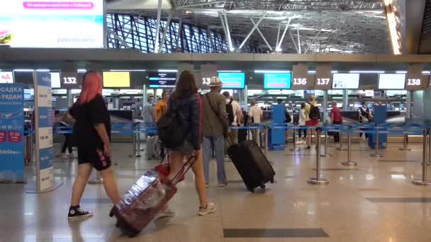 Utasfelvételi Pultok Vnukovo Repülőtéren Oroszország Moszkva 2021 Augusztus — Stock videók
