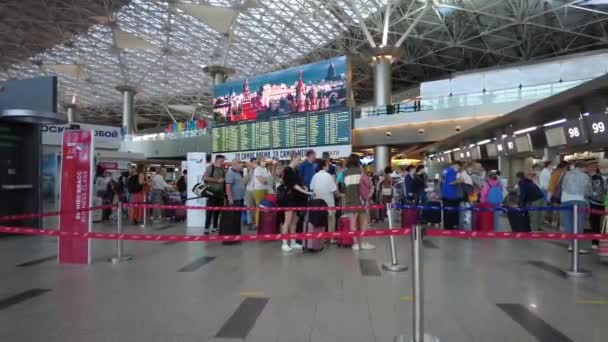 Vnukovo 공항의 카운터 러시아 모스크바 2021 — 비디오