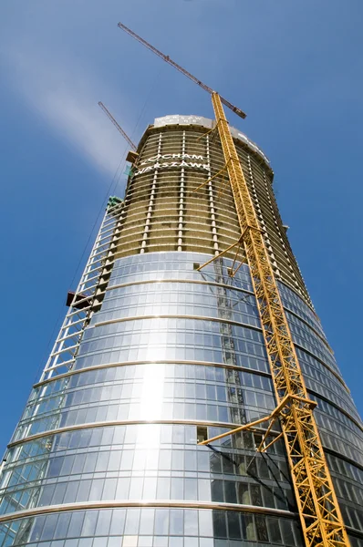 Warschauer Kirchturm im Bau — Stockfoto