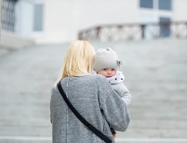 Mother and daughter. — Stock Photo, Image