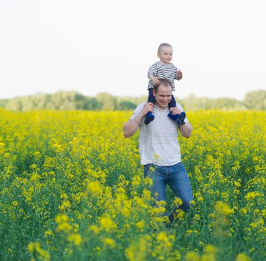 aileden üç kişi tecavüz alan