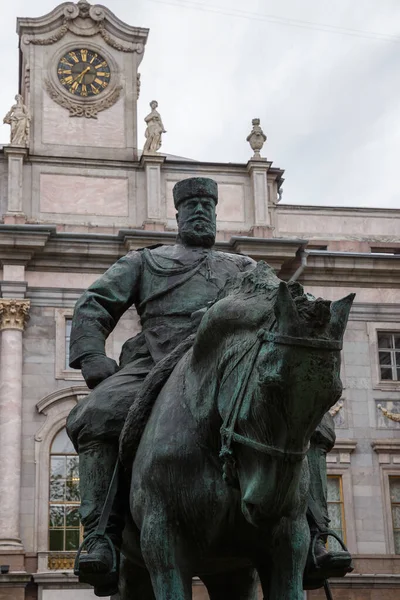 Rus İmparatoru Alexander 3. Bronz Anıt 8 Haziran 2017, St. Petersburg, Rusya.