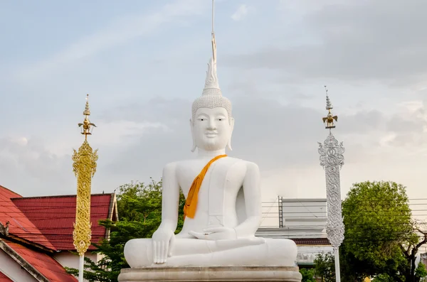 Buddyjską świątynię w Lampang, Tajlandia — Zdjęcie stockowe