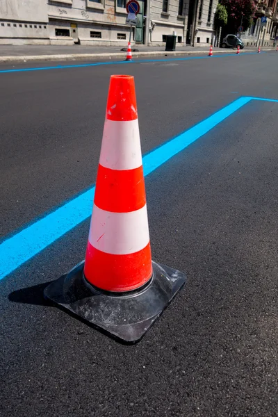 Traffic cones on a road — Stock Photo, Image
