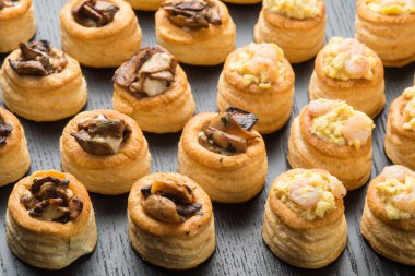 Jambona stuffend çanak