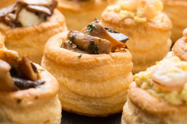 Jambona stuffend çanak