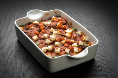 Peynir ile kavrulmuş sebze