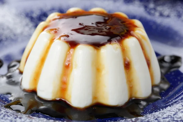 Panna cotta pudding — Stock Photo, Image