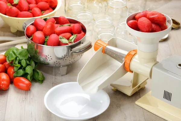Ev yapımı domates sosu — Stok fotoğraf