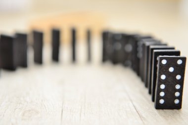 siyah domino