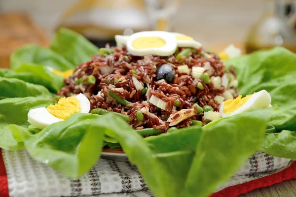 Red rice salad — Stock Photo, Image