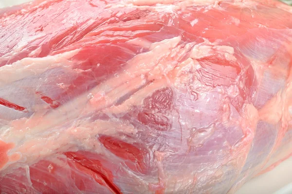 Stück rohes Fleisch — Stockfoto