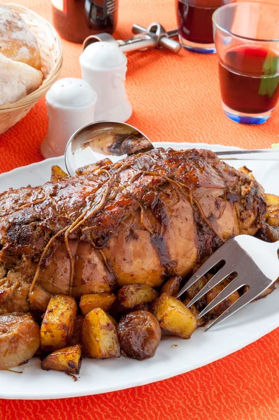 Roasted and stuffed meatloaf — Stock Photo, Image