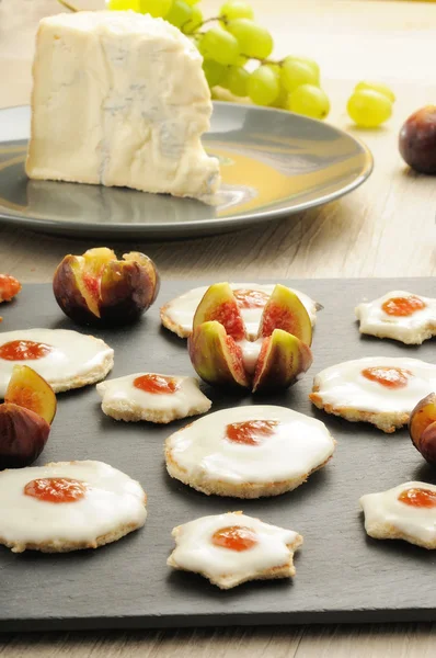 Appetizers canapes — Stock Photo, Image