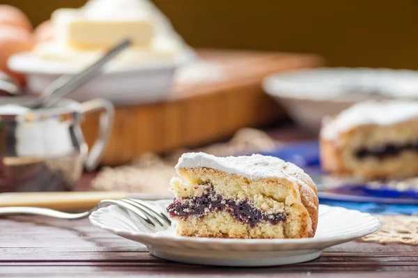 Cake filled with jam — Stock Photo, Image