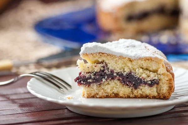 Cake filled with jam — Stock Photo, Image