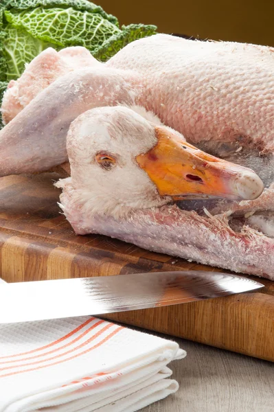 Goose ready to be cooked — Stock Photo, Image