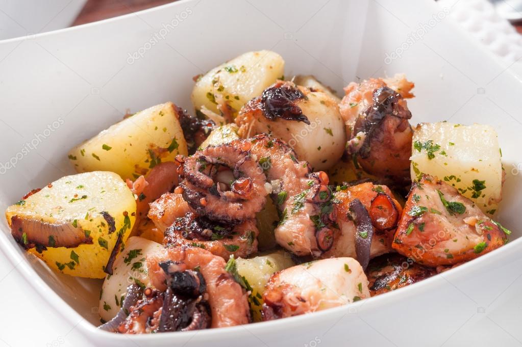 Boiled octopus with potatoes