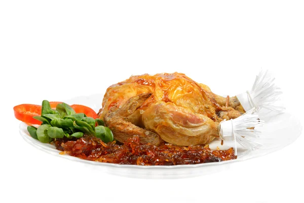 Ayam dengan sayuran dan bawang — Stok Foto