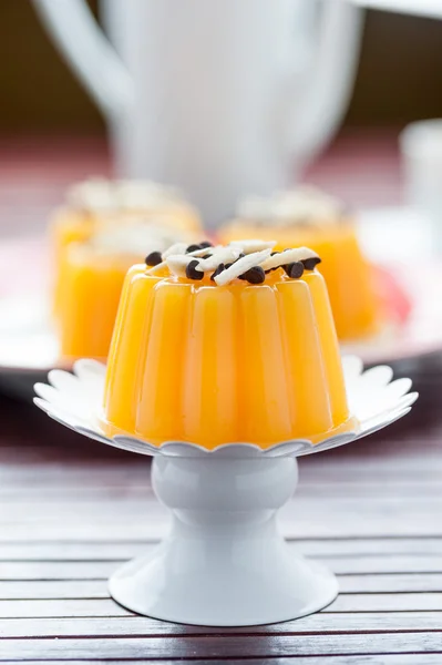 おいしいオレンジ ゼリーのデザート — ストック写真