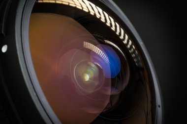 Kamera lens yansıma