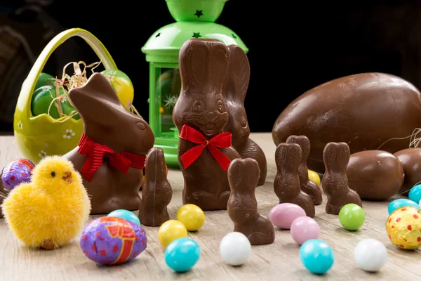 Chocolate Easter bunnies — Stock Photo, Image