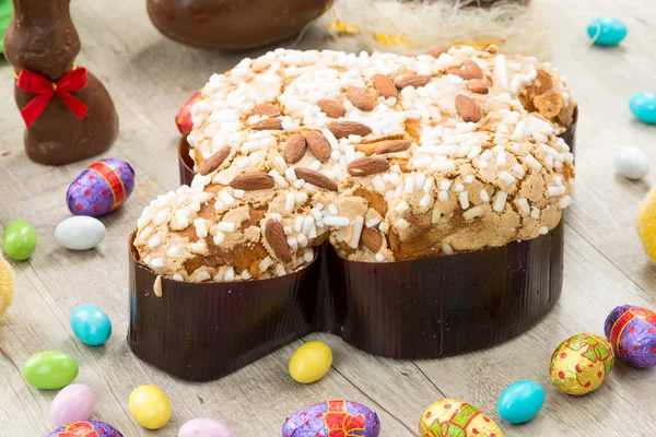 Torta di colomba di Pasqua — Foto Stock