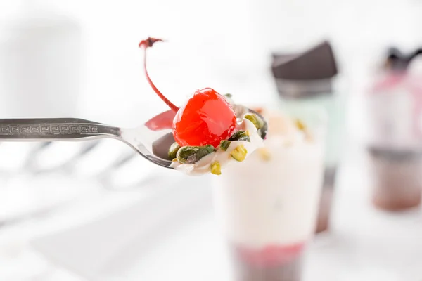 Helado en vasos — Foto de Stock