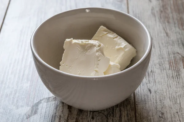 Cottage cheese in a bowl — Stock Photo, Image