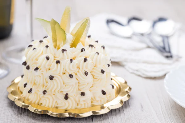 Торт с белым кремом — стоковое фото