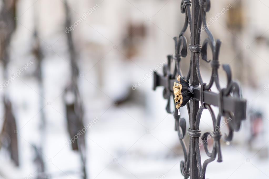 metal, ornate cross