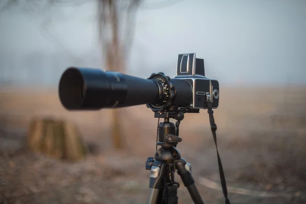 Arka plan üzerinde Vintage fotoğraf makinesi — Stok fotoğraf