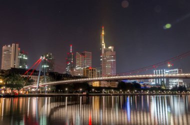 Frankfurt manzaralı ana, Almanya