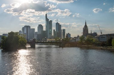 Frankfurt manzaralı ana, Almanya