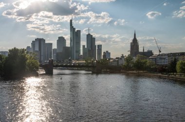 Frankfurt manzaralı ana, Almanya