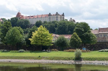 Elbe Nehri manzarası, Almanya